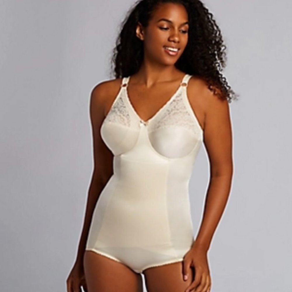 Va Bien Minus Touch Vintage Firm Control Bodysuit Shape wear 1291 NWT Beige